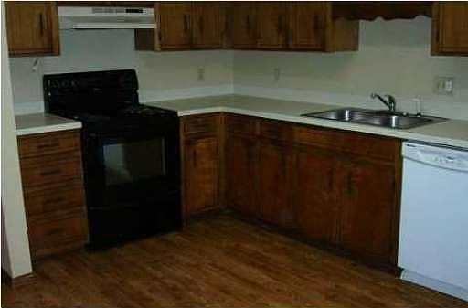 3rd image of 7811 Deborah Dr #B