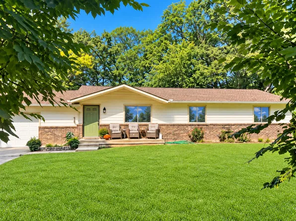 11816 Highridge Dr, Pinckney, MI 48169
