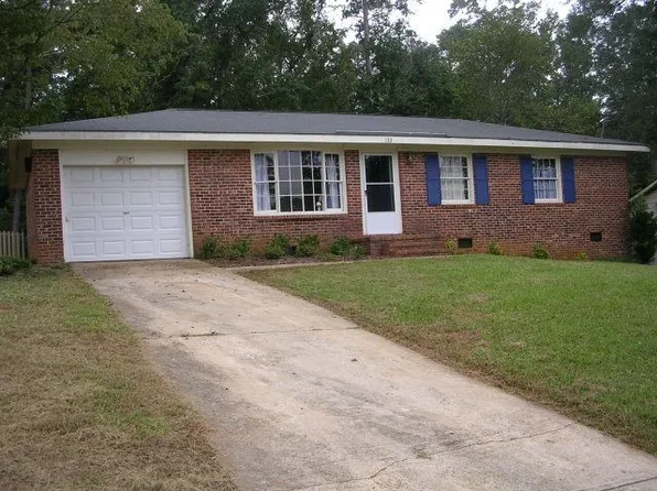 122 Pinecrest Dr, Americus, GA 31709