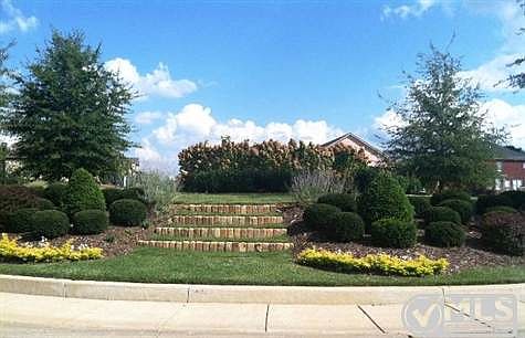 2nd image of 2214 Chantry Place Ln