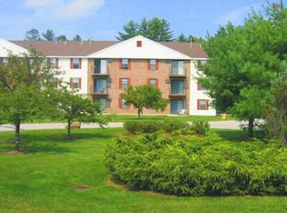 2 Maplewood Ln, Penacook, NH 03303