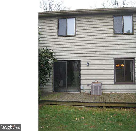 205 Bernard Ct — Photo 25