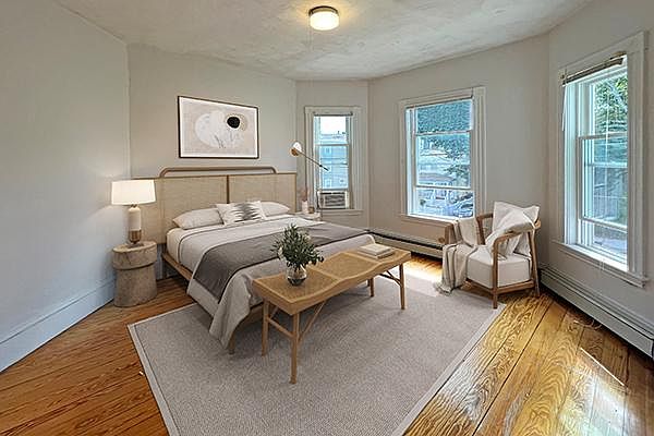 2nd image of 337A Beacon St #2