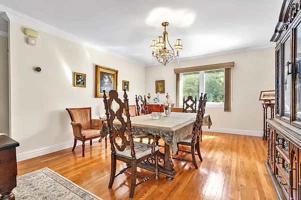Dining area, photo 1