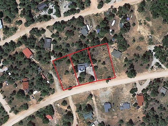 3rd image of 1270 W Strawberry Point Rd