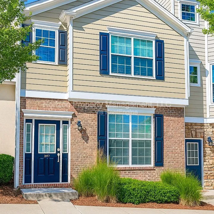 139 Riverstone Commons Cir
