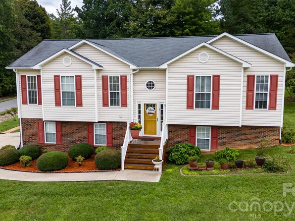 142 Doe Run, Morganton, NC 28655