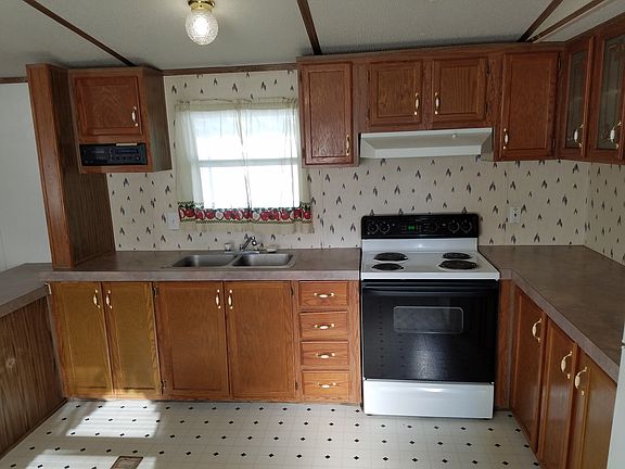 3rd image of 300 N South St Lot 65