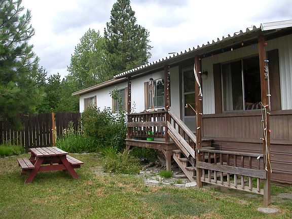 Partially fenced front yard