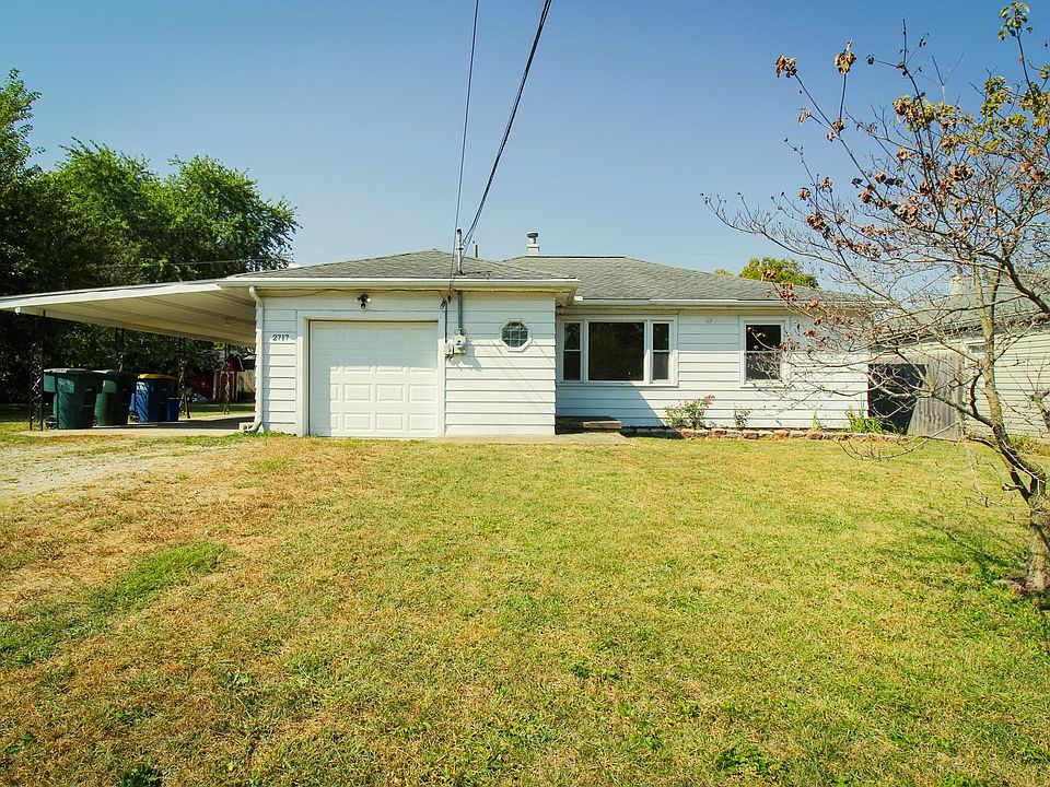 1st image of 2717 S Meeker Ave