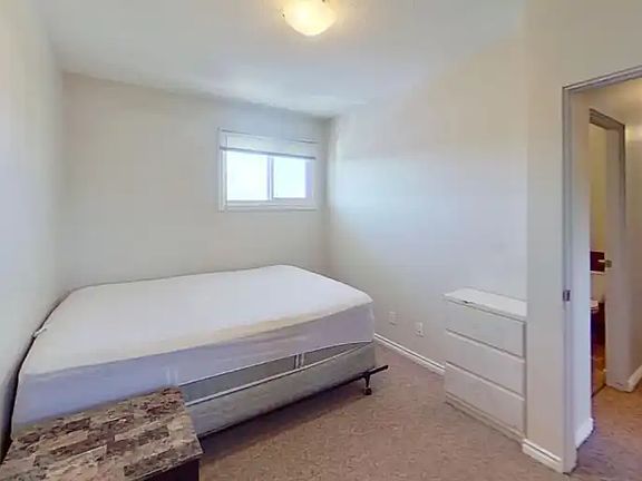 5th image of 114 Hardisty Ave #44