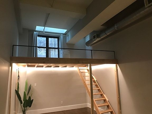 3rd image of 70 Kosciuszko St APT 1K