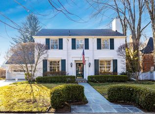 77 Merriweather Rd, Grosse Pointe Farms, MI 48236