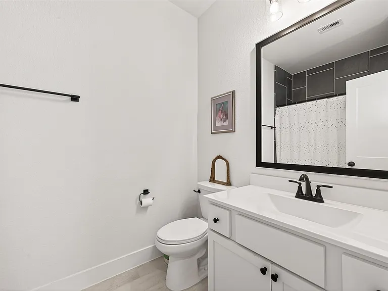 21163 Medina River Dr — Photo 24