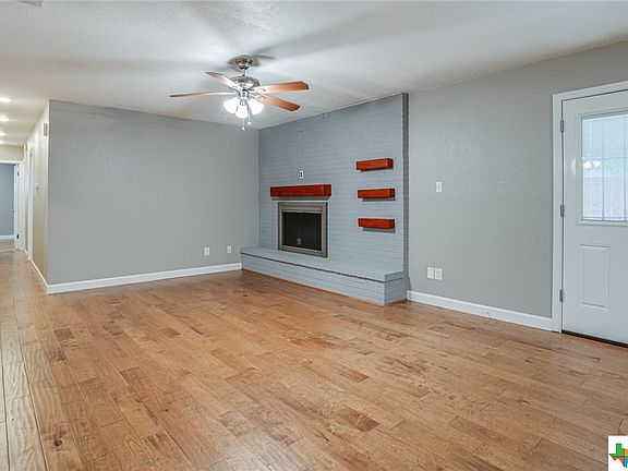 5th image of 1336 Azalea Ln