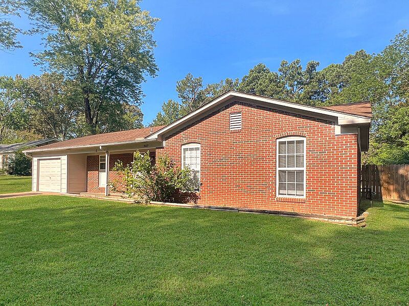 1st image of 5669 Cherokee Dr