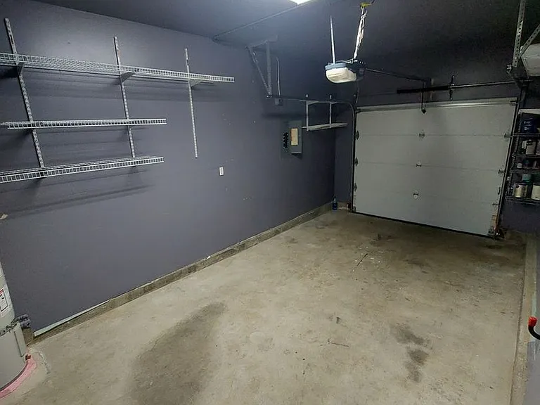 1703 Texas St — Photo 16