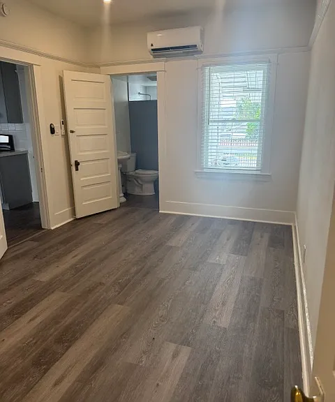 113 N Ivy Ave #1 — Photo 12