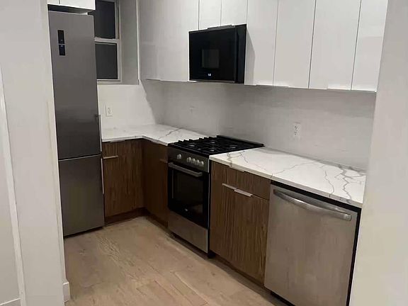 2nd image of 329 E 12th St APT 12