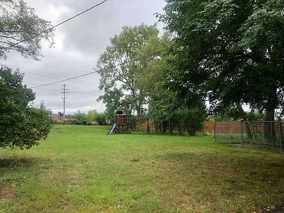 4th image of 4250 Miramar Ave NE