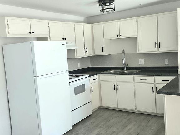 2nd image of 527 W Main St #40