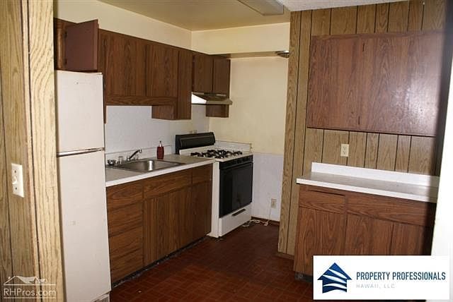 1st image of 485 Waianuenue Ave APT I102