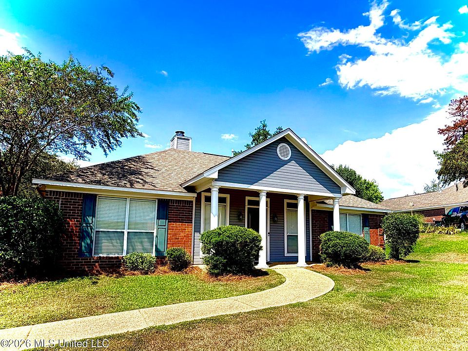 1st image of 1008 Stonehendge Dr