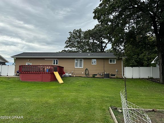 2nd image of 106 Bedrock Ln
