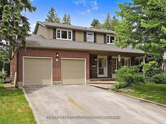 2nd image of 10 Cherry Blossom Ln