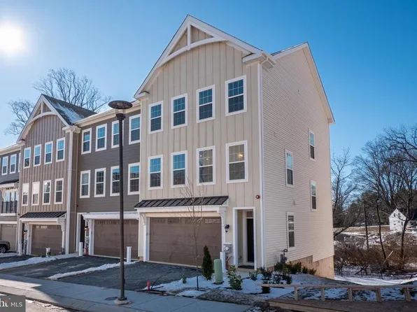 32 Pointe Pl, Kennett Square, PA 19348