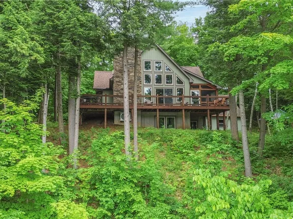 42032 N Payne Lake Dr, Antwerp, NY 13608