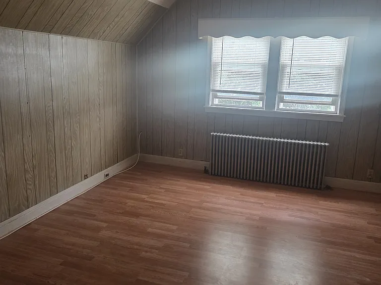 39 Wanda Ave #2 — Photo 6
