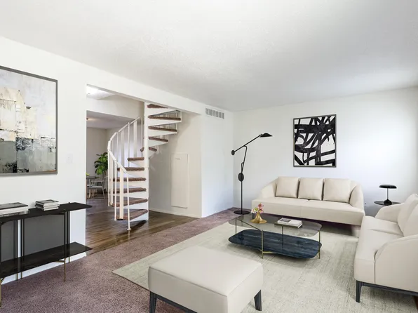 Spring Creek Townhomes