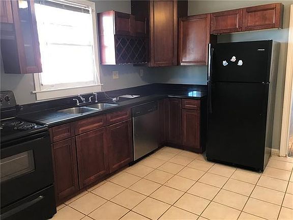 4th image of 1603 S Rendon St