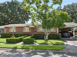 158 Roselyn Park Pl, New Orleans, LA 70131
