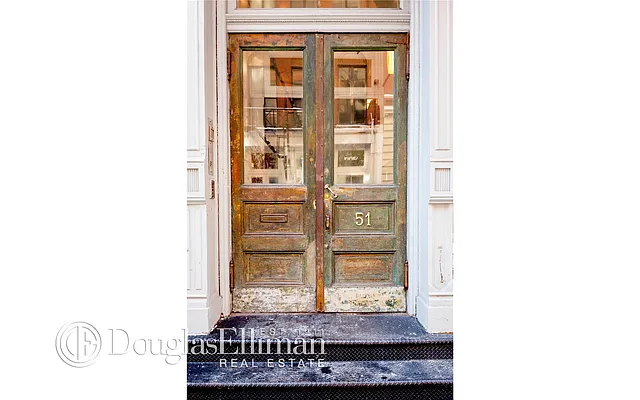 Rented by Douglas Elliman | media 19