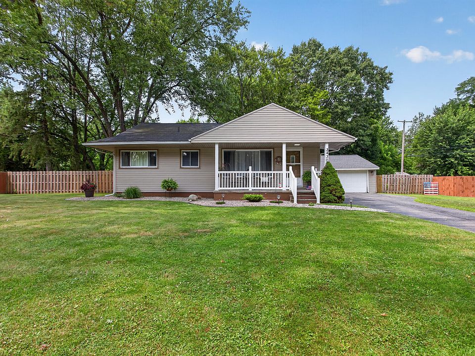 1st image of 3430 Acacia Dr