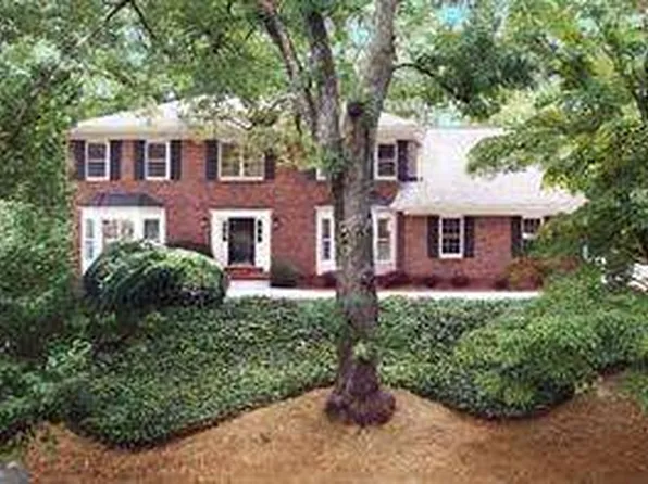 5165 Wellshire Pl, Atlanta, GA 30338