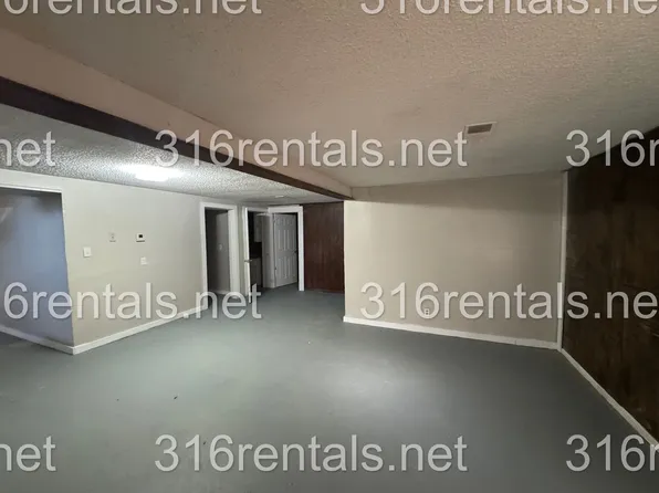 1201 E. Hoch, 1201 E Hoch St #2, Moundridge, KS 67107