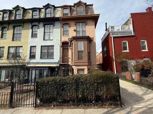 2008 17th St NW, Washington, DC 20009