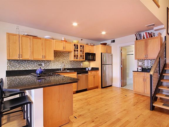 3rd image of 535 Dean St APT 317