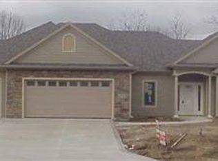 6030 Almond Blf, Fort Wayne, IN 46804