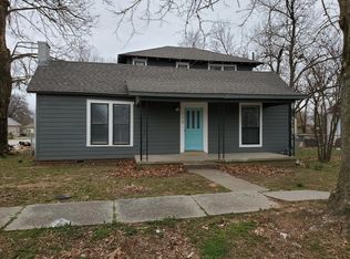 226 E McKennon Ave, Bixby, OK 74008