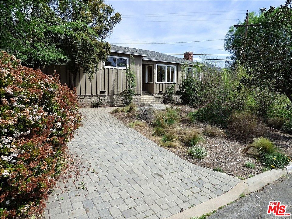 1st image of 3207 Brookhill St