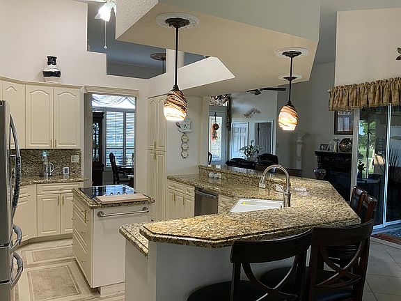 5th image of 2209 Padre Island Dr
