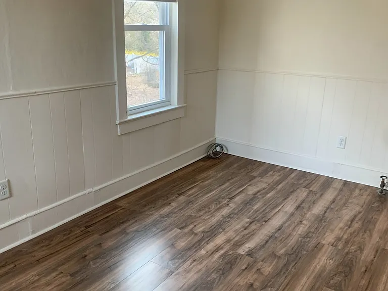 207 King St #B — Photo 12
