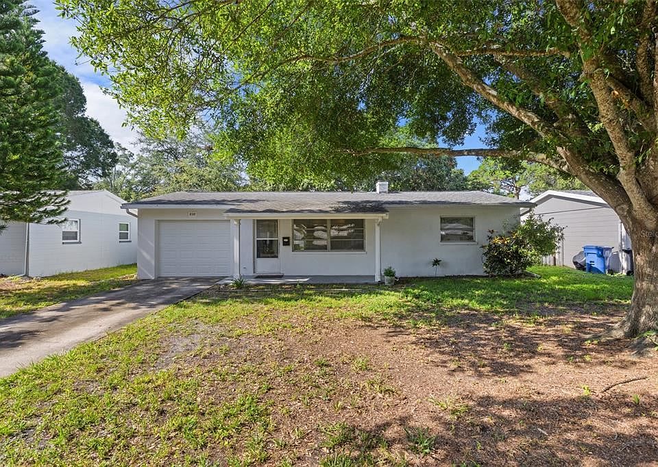 1st image of 828 76th Ave N