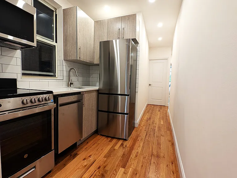 354 E 87th St #1W — Photo 7