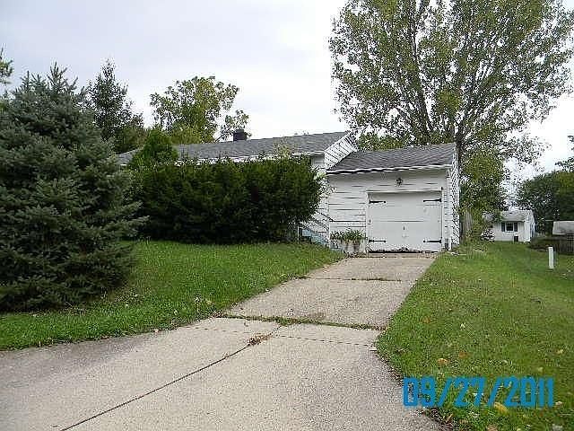 1st image of 2100 Brell Dr