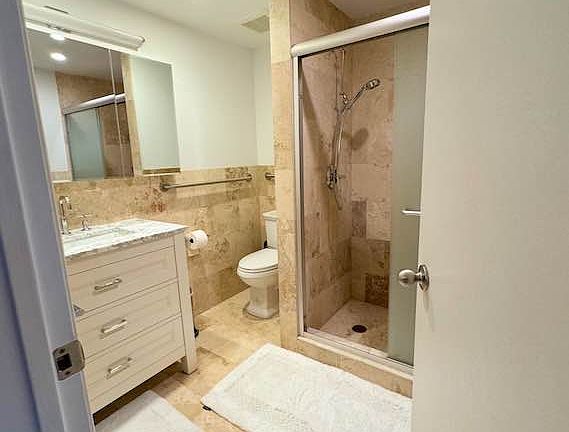 5th image of 81 Murray St APT 4